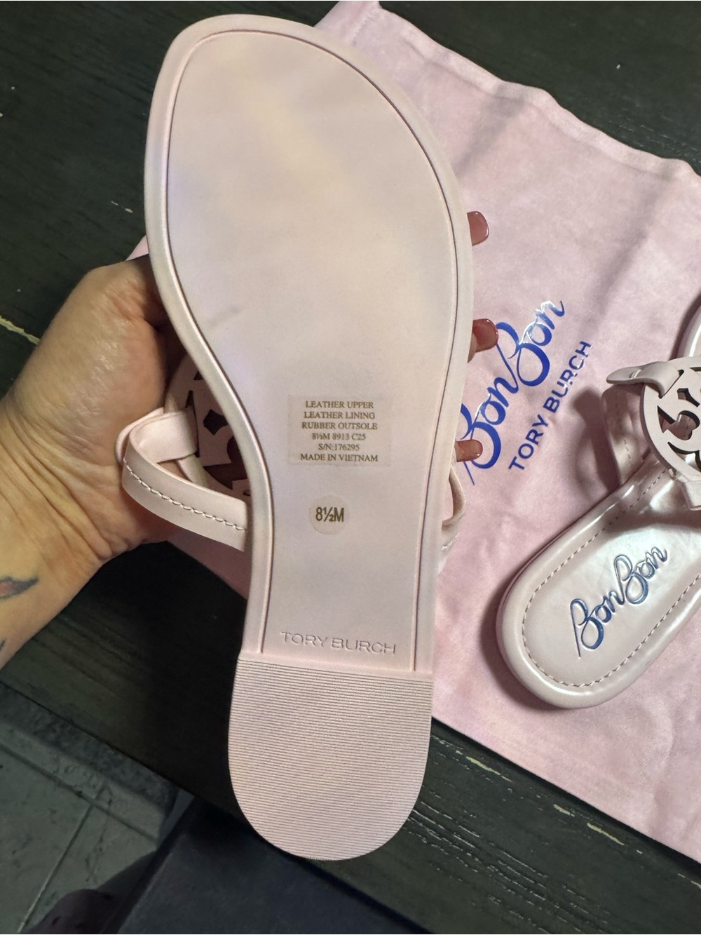 Tory Burch Pale Pink Miller Logo Thong Sandals - Picture 4 of 4